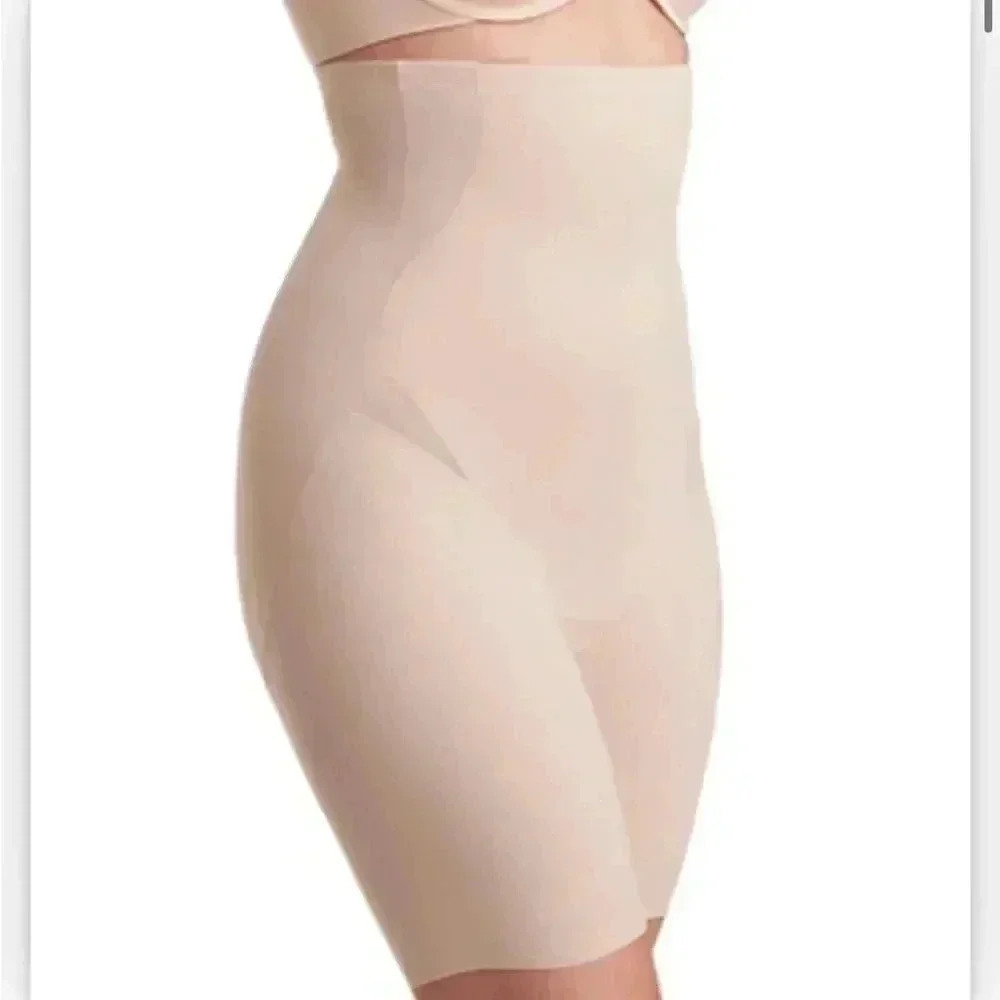 NWT TC Fine Intimates Cool On You Hi-Waist Thigh Slimmer 4419 S
